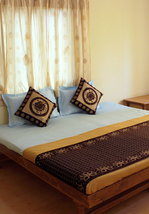 ganpatipule hotels